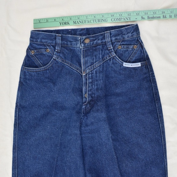 SOLD - Vintage 80's Rockies Jeans Rocky Mountain Co. Dark Denim, Made in USA - Picture 7 of 10